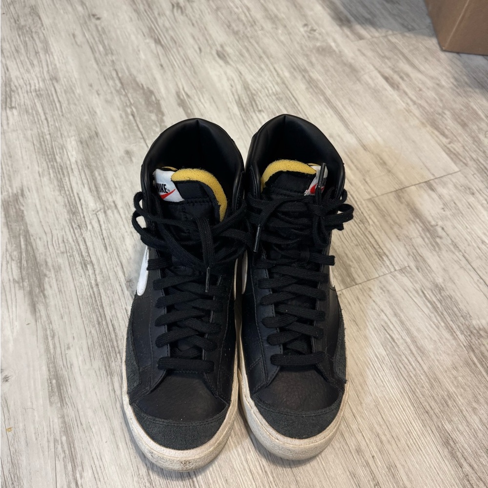 Nike Black and White High-Top Blazers